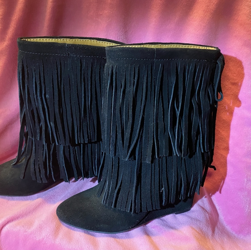 Fringe leather wedge boot